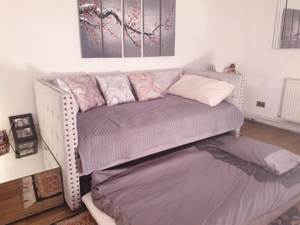 Cozy Muswell Hill 1-Bedroom Flat 런던 외부 사진