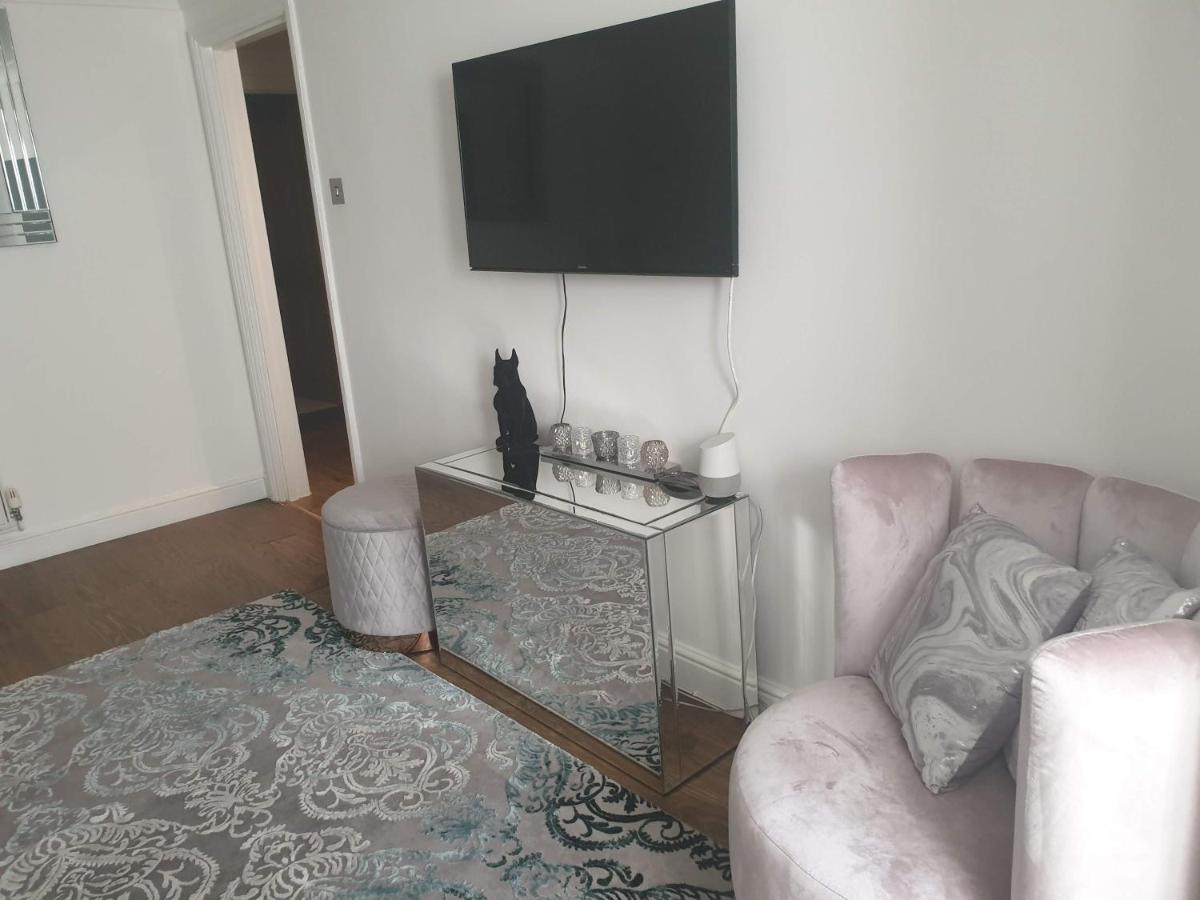 Cozy Muswell Hill 1-Bedroom Flat 런던 외부 사진