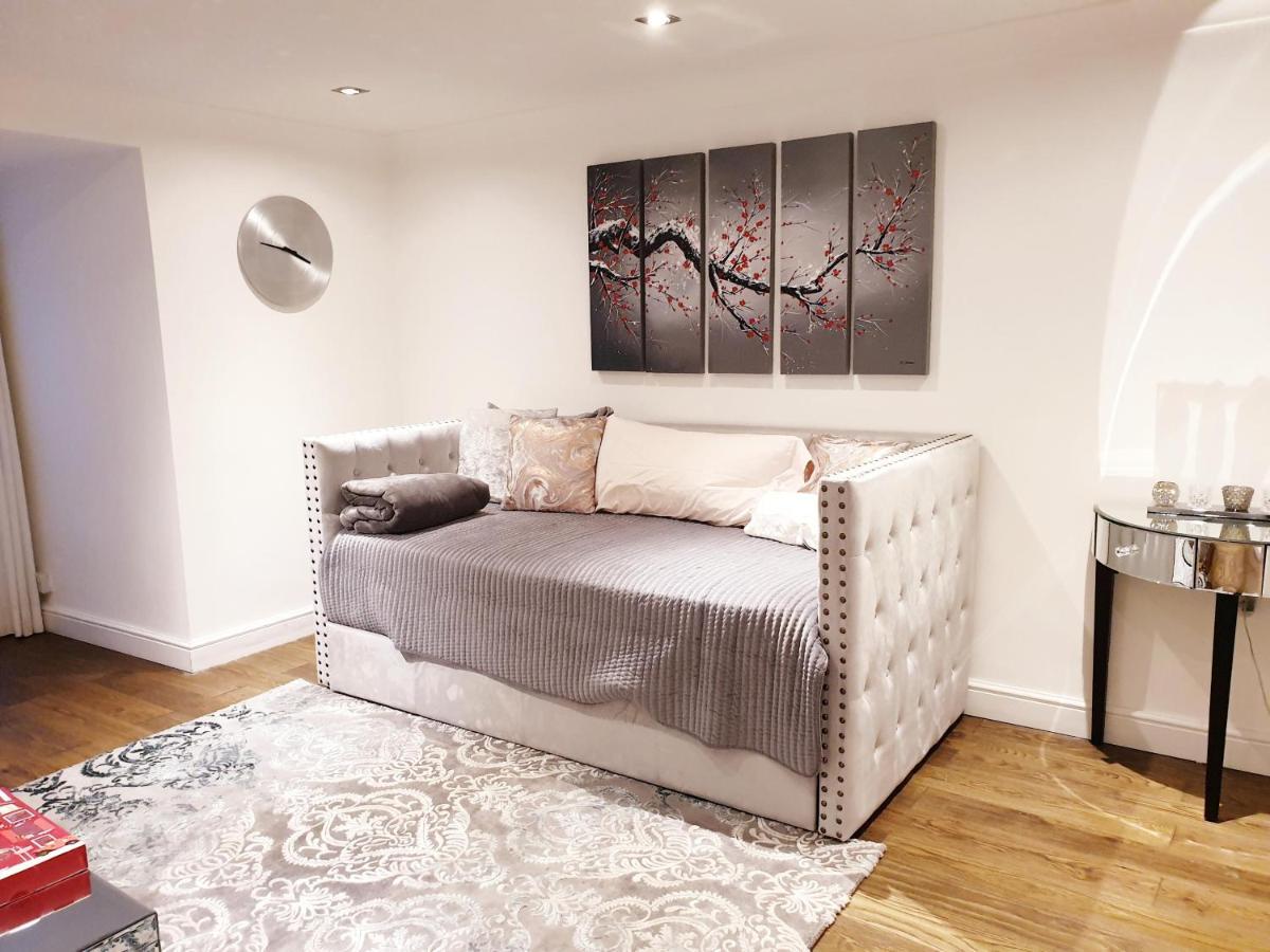 Cozy Muswell Hill 1-Bedroom Flat 런던 외부 사진