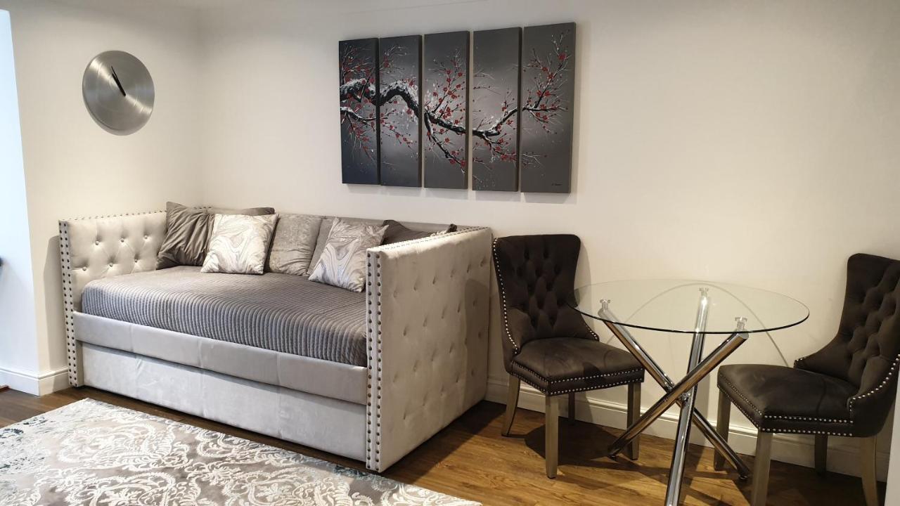 Cozy Muswell Hill 1-Bedroom Flat 런던 외부 사진