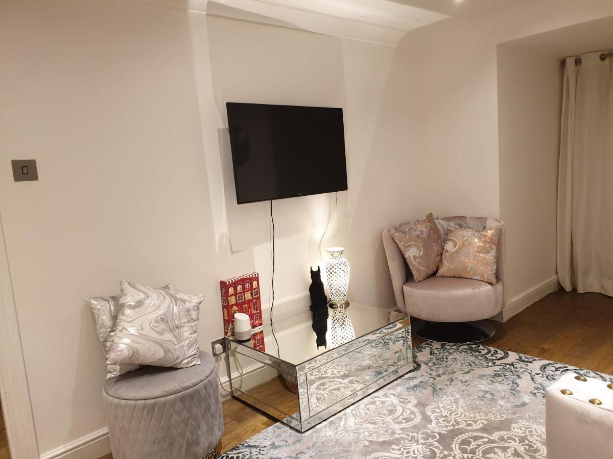 Cozy Muswell Hill 1-Bedroom Flat 런던 외부 사진