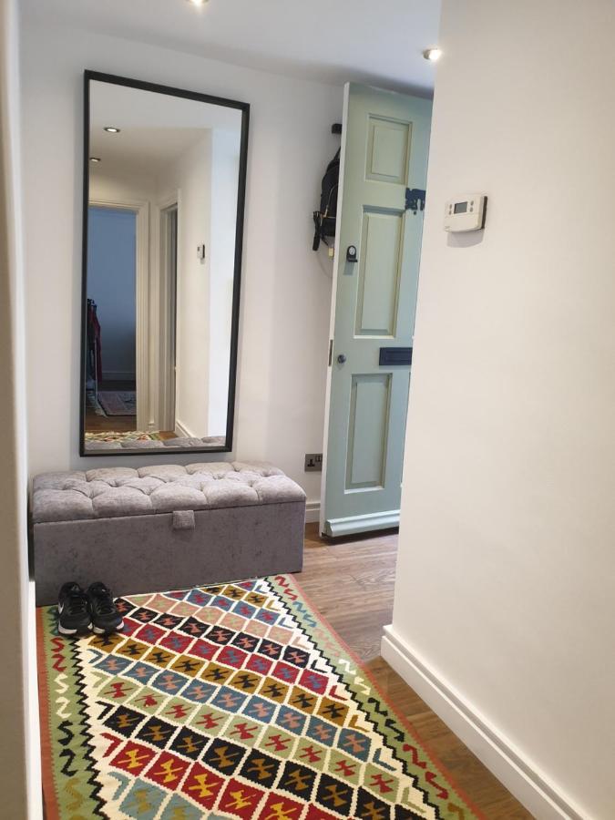Cozy Muswell Hill 1-Bedroom Flat 런던 외부 사진
